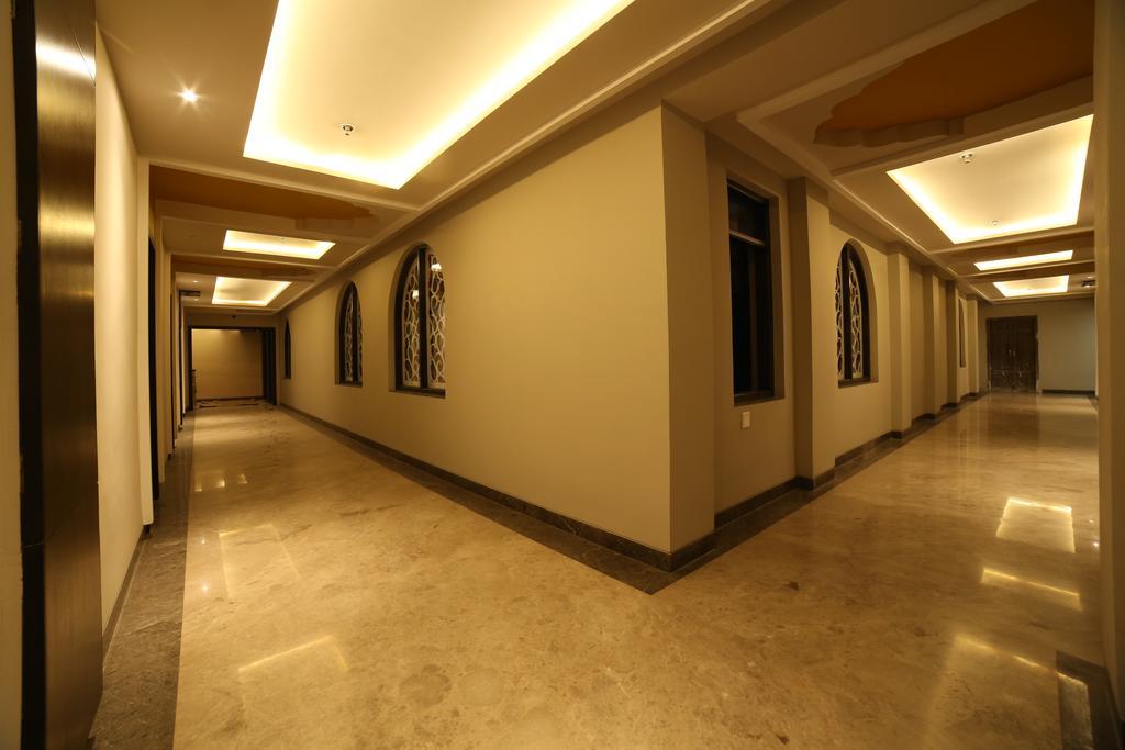 Hotel Basant Vihar Palace Bikaner Zewnętrze zdjęcie