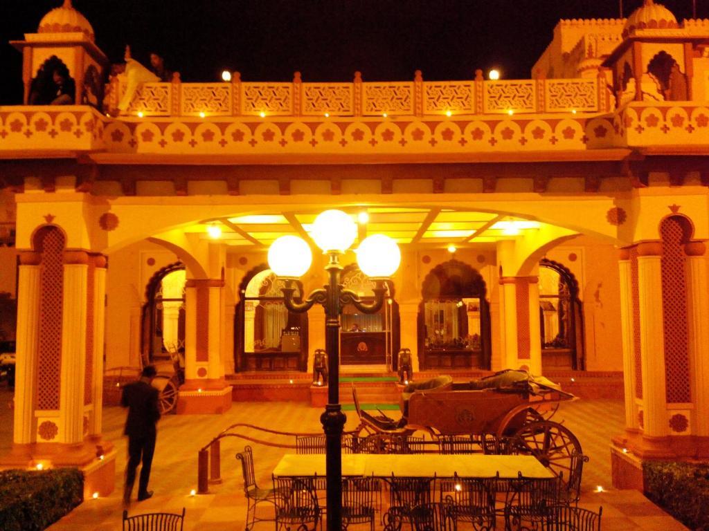 Hotel Basant Vihar Palace Bikaner Zewnętrze zdjęcie