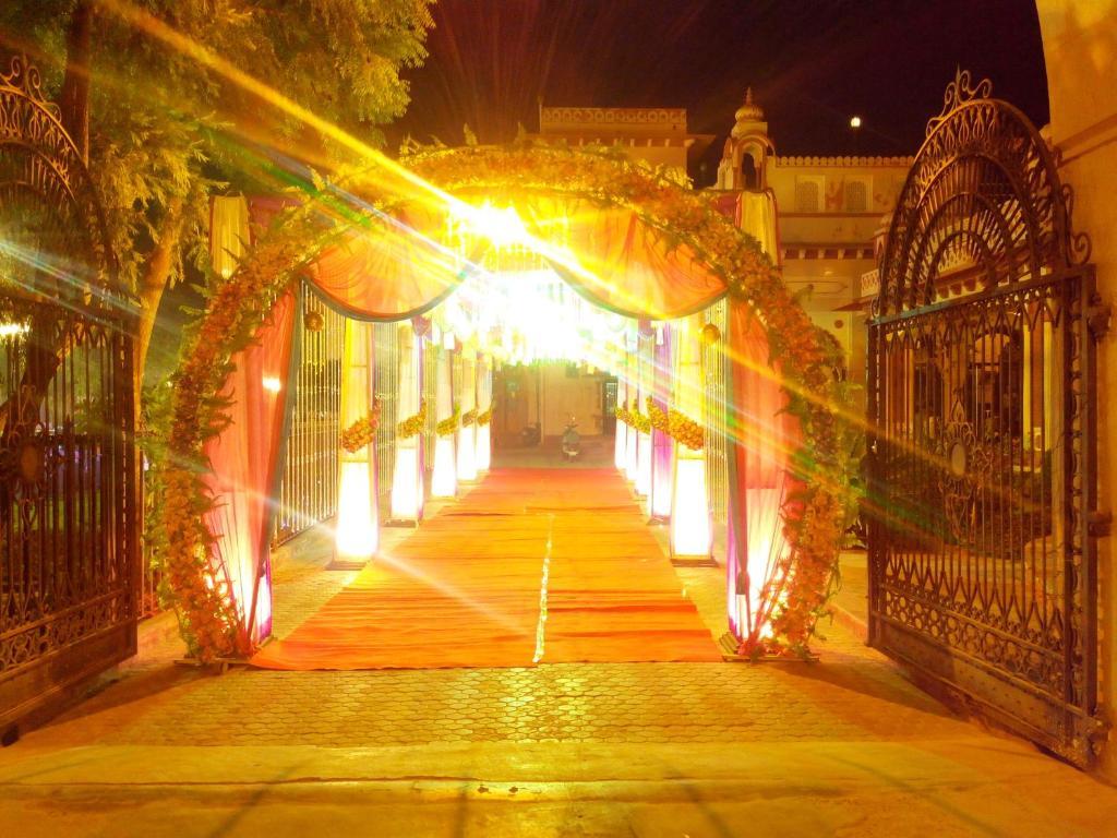 Hotel Basant Vihar Palace Bikaner Zewnętrze zdjęcie